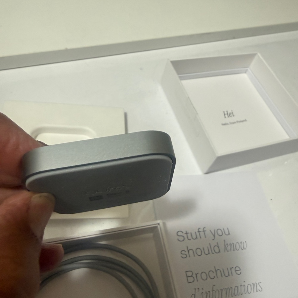 Oura Ring Gen 4 Silver Smart Ring
ActivityTracker Charging Cable and Adapter Set - Picture 6 of 11